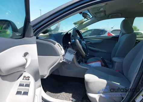 2011 Toyota Corolla Le z USA, uszkodzony, nr VIN 2T1BU4EE2BC536014